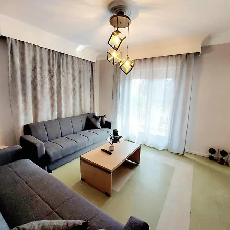 Konstantina's Center Apartment