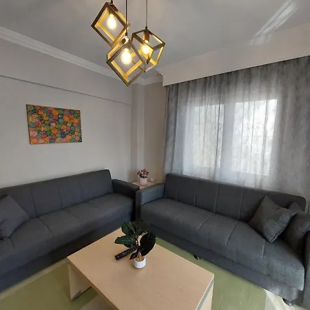 Konstantina's Center Appartement *